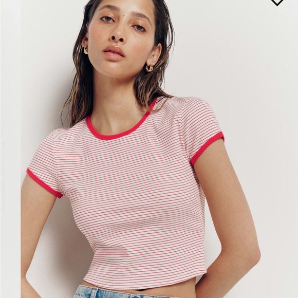 Reformation tshirt, ribbed, red stripe. - Picture 2 of 2